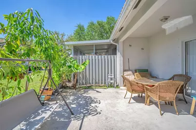 4266 SW 10th, Deerfield Beach, FL 33442 - Photo 25