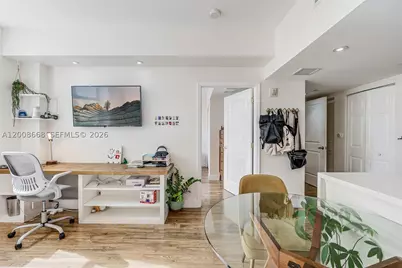 111 E Flagler #708, Miami, FL 33131 - Photo 11
