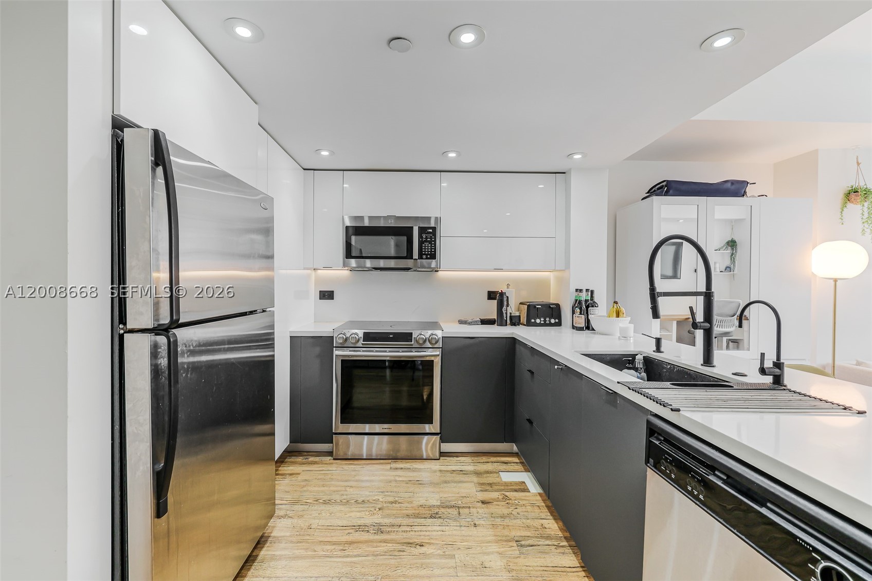 111 E Flagler #708 main architectural view