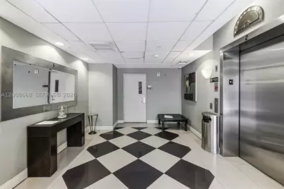 111 E Flagler #708, Miami, FL 33131 - Photo 17