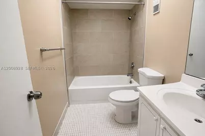 470 Executive Center #2D, West Palm Beach, FL 33401 - Photo 9