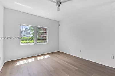 1600 Michigan #2, Miami Beach, FL 33139 - Photo 15