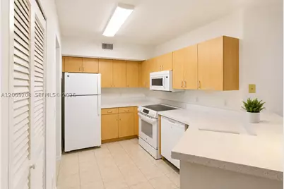 1002 Belmont #1002, North Lauderdale, FL 33068 - Photo 9