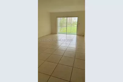 3774 Inverrary #105P, Lauderhill, FL 33319 - Photo 3