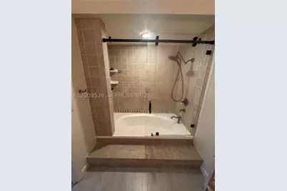 295 Jacaranda #20, Plantation, FL 33324 - Photo 33