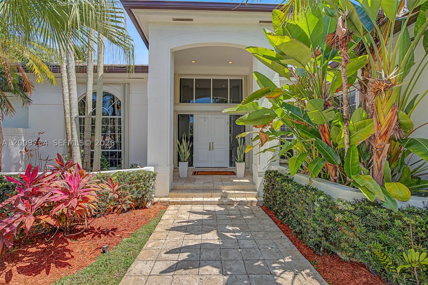 6721 SW 140th - 6721 SW 140th, Palmetto Bay, FL 33158 Luxury Property | Jose Angel Pina