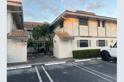 10789 Royal Palm #4, Coral Springs, FL 33065 - Photo 1