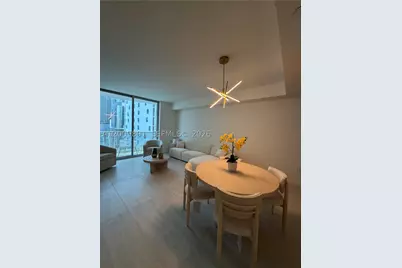 77 SE 5th #1614, Miami, FL 33131 - Photo 3