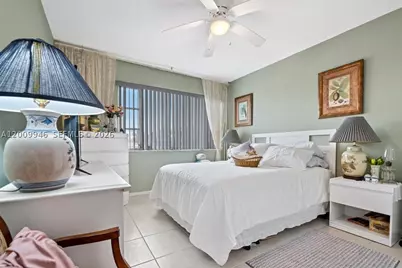 400 S Cypress #424, Pompano Beach, FL 33060 - Photo 13