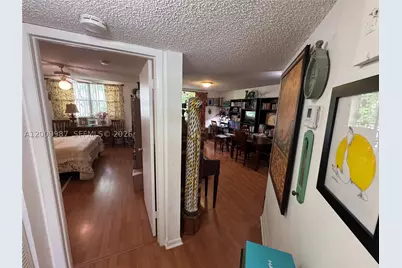 8225 Lake #404, Doral, FL 33166 - Photo 29