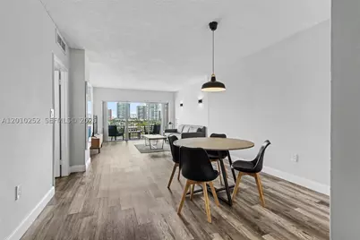 500 Bayview #727, Sunny Isles Beach, FL 33160 - Photo 7