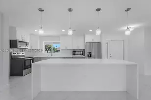 105 SE 45th, Cape Coral, FL 33904 - Photo 1