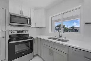 105 SE 45th, Cape Coral, FL 33904 - Photo 13