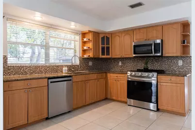 9470 Atlantic, Miramar, FL 33025 - Photo 11