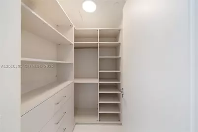 300 Biscayne Blvd #3503C, Miami, FL 33131 - Photo 45
