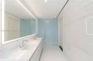 300 Biscayne Blvd, Miami, FL 33131 - Photo 35