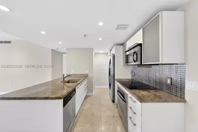185 SW 7th #4209, Miami, FL 33130 - Photo 7