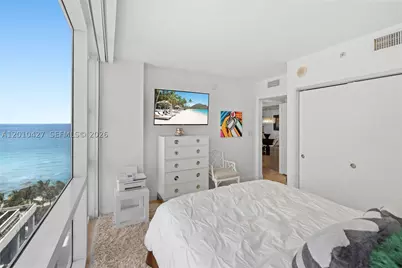 6801 Collins #1215, Miami Beach, FL 33141 - Photo 11