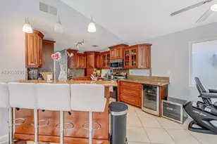 1065 Weeping Willow, Hollywood, FL 33019 - Photo 15