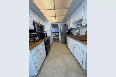 18061 Biscayne #601, Aventura, FL 33160 - Photo 15