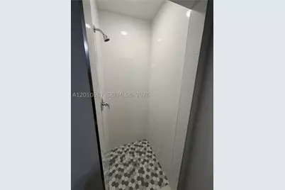 2433 NW 96th #B, Miami, FL 33147 - Photo 5