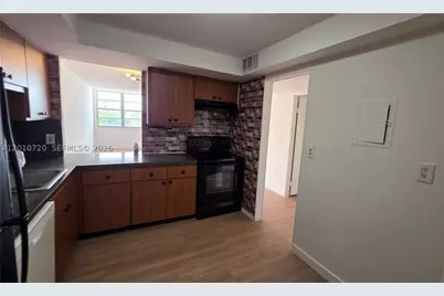 1351 NE Miami Gardens #413E, Miami, FL 33179 - Photo 5