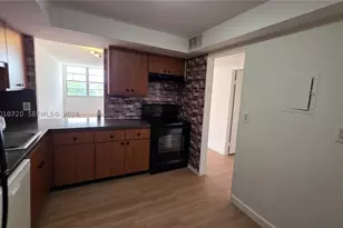 1351 NE Miami Gardens, Miami, FL 33179 - Photo 5
