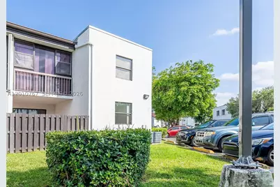 9431 Fontainebleau #112, Miami, FL 33172 - Photo 45
