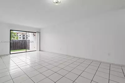 9431 Fontainebleau #112, Miami, FL 33172 - Photo 5