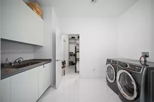 88 SW 7th, Miami, FL 33130 - Photo 35