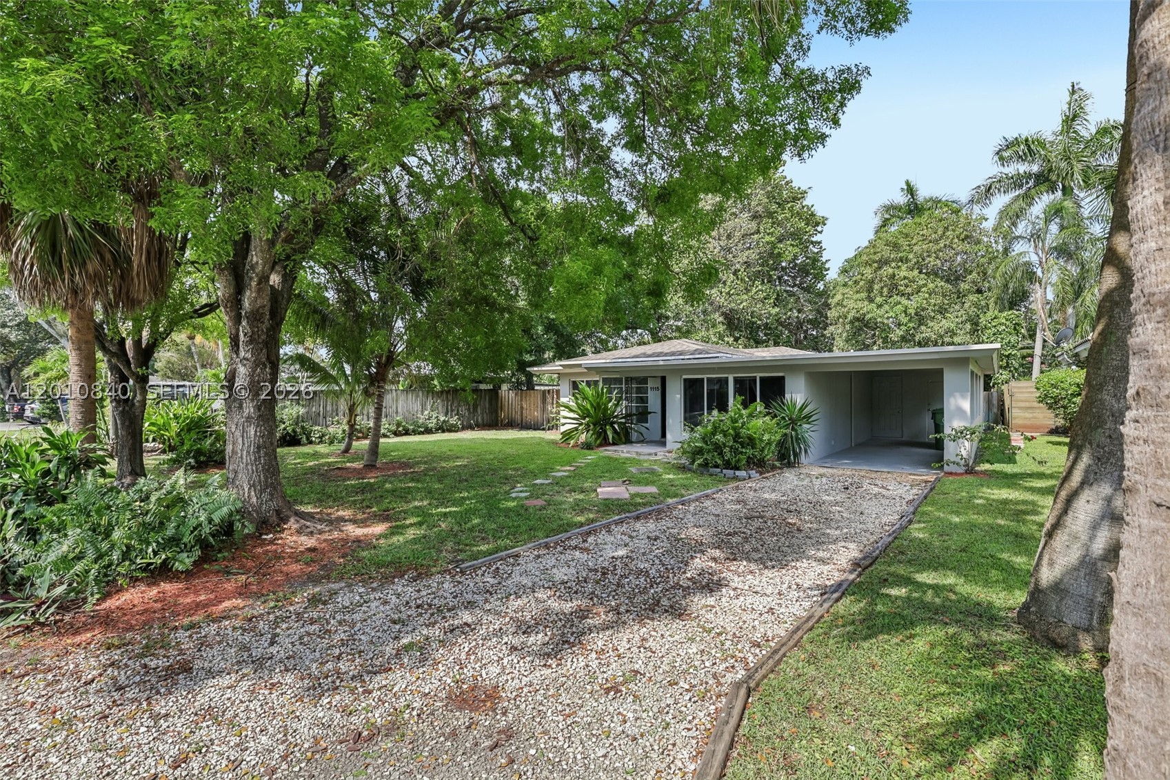 1115 NW 7th main architectural view
