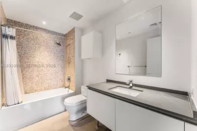 68 SE 6th #2304, Miami, FL 33131 - Photo 11