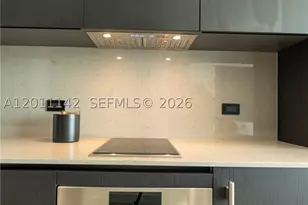 20 NE 11th, Miami, FL 33132 - Photo 7