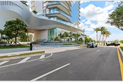 175 SE 25th #704, Miami, FL 33129 - Photo 21