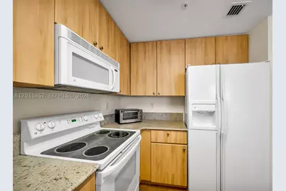 1 Century #603, Miami Beach, FL 33139 - Photo 9