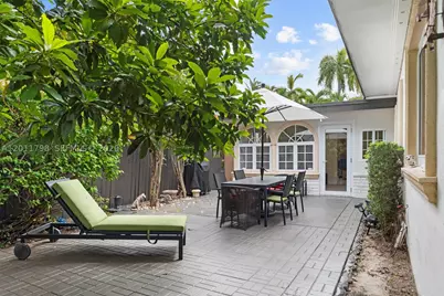 6921 Trouville Esplanade, Miami Beach, FL 33141 - Photo 3