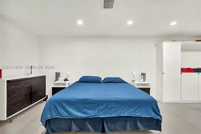 21015 NE 19th, Miami, FL 33179 - Photo 27