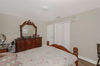 395 W 39th, Hialeah, FL 33012 - Photo 21
