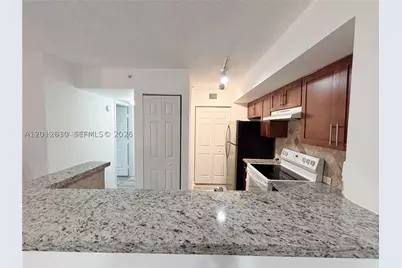 655 SW 111th #201, Pembroke Pines, FL 33025 - Photo 9