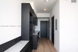 20 NE 11, Miami, FL 33132 - Photo 7