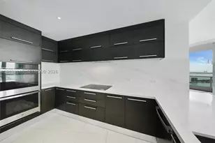 900 Biscayne, Miami, FL 33132 - Photo 15