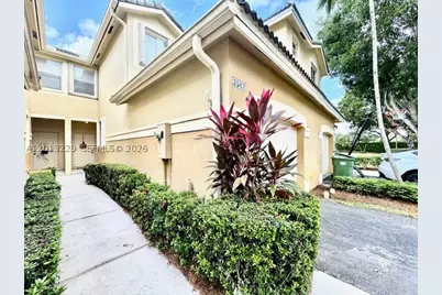 2567 Cordoba, Weston, FL 33327 - Photo 3