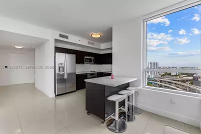 90 SW 3rd #2504, Miami, FL 33130 - Photo 3