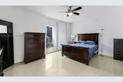 90 SW 3rd #2504, Miami, FL 33130 - Photo 13