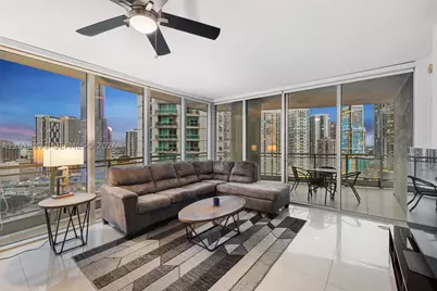 90 SW 3rd #2504, Miami, FL 33130 - Photo 1