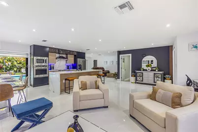 15331 Turnbull, Miami Lakes, FL 33014 - Photo 13