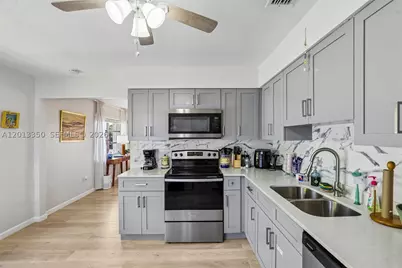 108 SE 4th, Dania Beach, FL 33004 - Photo 15