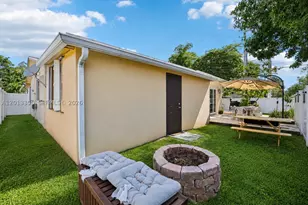 108 SE 4th, Dania Beach, FL 33004 - Photo 35