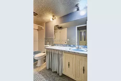 2040 NW 81st #122, Pembroke Pines, FL 33024 - Photo 13