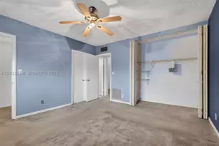 2040 NW 81st, Pembroke Pines, FL 33024 - Photo 15
